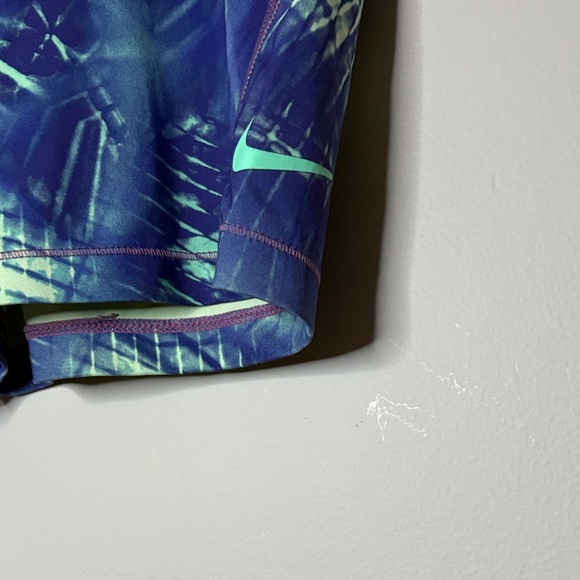 Nike Women's Athletic Shorts in Blue and Green - Picture 3 of 5